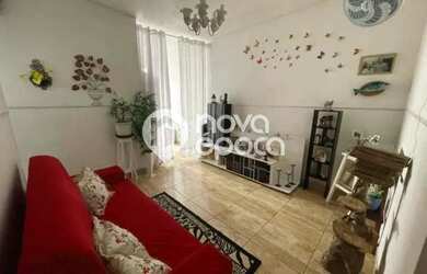 Imagem: O apartamento possui 3 Dormitórios, 2 Banheiros, 50m² de Área