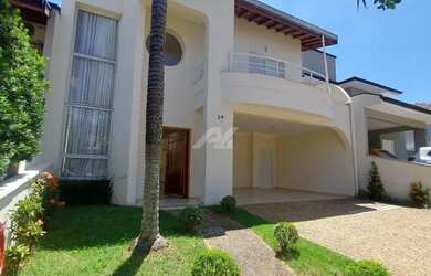 Imagem: A casa em condomínio possui 3 Dormitórios, 4 Banheiros, 4