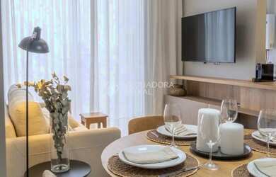 Imagem 3: Apartamento COMPLETAMENTE MOBILIADO E DECORADO 2 dormitórios com suíte...