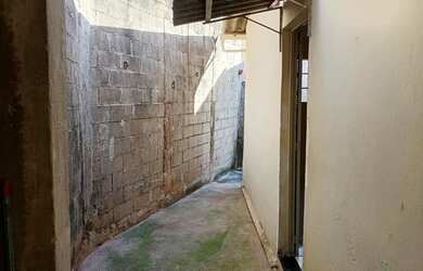 Imagem 10: Casa no Jardim Carpas. Churrasqueira, Varanda, 250m² de Áreae5 Vagas...