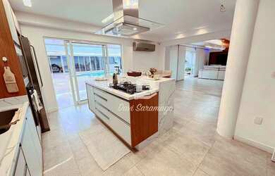 Imagem 7: Casa a Venda Camboinhas 5 Quartos