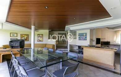 Imagem 4: UMA CASA PARA APROVEITAR A FAMÍLIA Casa gostosa no seminário - j8 imóveis