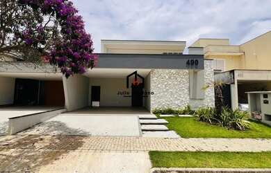 Imagem: A casa em condomínio possui 3 Dormitórios, 4 Banheiros, 4