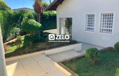 Imagem: A casa possui 3 Dormitórios, 4 Banheiros, 3 Vagas na garagem