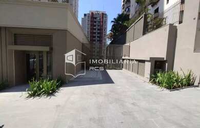 Imagem: O depósito possui 2 Vagas na garagem, 82m² de Área e está