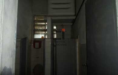 Imagem: O depósito possui 243m² de Área e está localizado em Praça