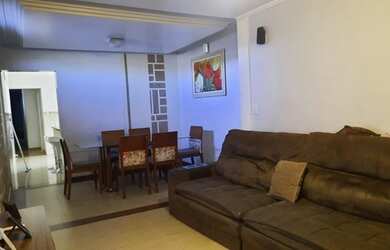 Imagem 2: Lindo Sobrado á venda na Vila Luzita com 04 Dorms e 03 Vagas