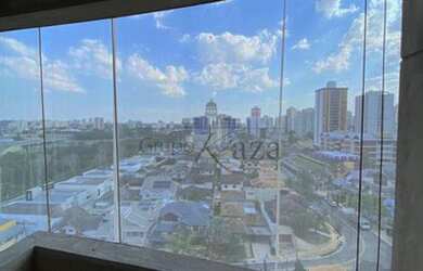 Imagem: O apartamento possui 1 Dormitório, 2 Banheiros, 2 Vagas na