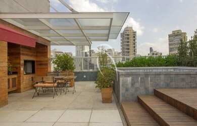 Imagem: O apartamento na cobertura possui 4 Dormitórios, 5 Banheiros