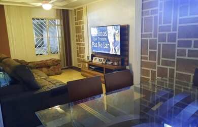 Imagem 1: Lindo Sobrado á venda na Vila Luzita com 04 Dorms e 03 Vagas