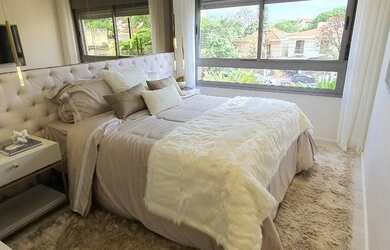 Imagem: O apartamento possui 4 Dormitórios, 5 Banheiros, 2 Vagas na