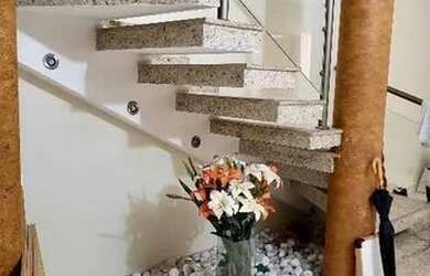 Imagem 3: Linda casa no Ipiranga, com 4 quartos, sendo 3 suítes incluindo 1 suíte...