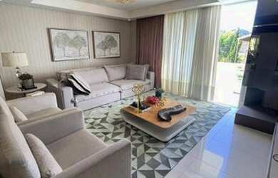 Imagem: A casa em condomínio possui 4 Dormitórios, 4 Banheiros, 3