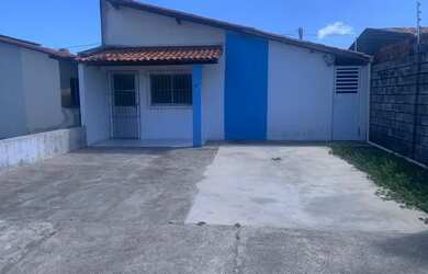 Imagem: A casa em condomínio para alugar possui 2 Dormitórios, 1 Banheiro