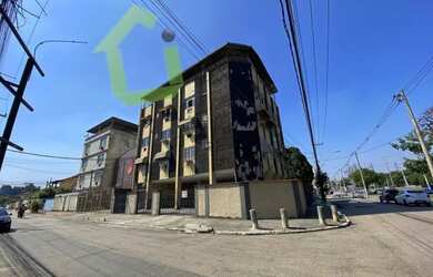 Imagem: O apartamento possui 2 Dormitórios, 1 Banheiro, 2 Vagas na