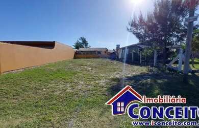 Imagem 3: T399 - Lindo terreno localizado a poucos metros do mar no balneário Imara