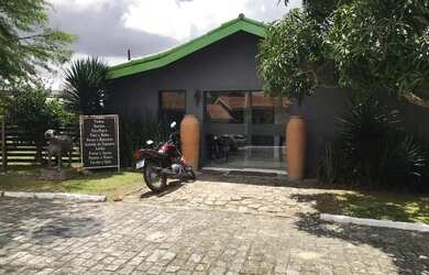 Imagem: O terreno possui 1400m² de Área e está localizado em Porta