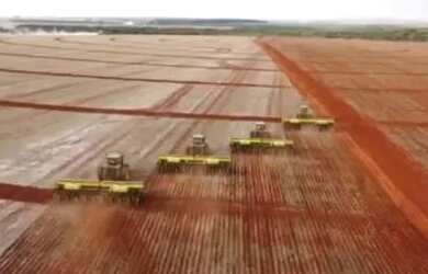 Imagem: A fazenda possui 100.000m² de Área e está localizado em