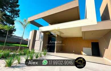 Imagem: A casa em condomínio possui 3 Dormitórios, 4 Banheiros, 4