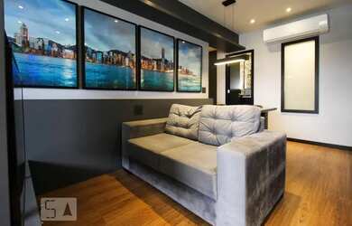 Imagem: O studio possui 1 Dormitório, 1 Banheiro, 1 Vaga na garagem