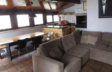 Imagem 2: Cobertura em Mont Serrat. Churrasqueira, 141m² de Área, 1 Vaga na garageme2...