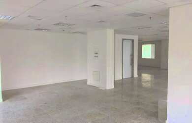 Imagem 8: Conjunto Comercial com 8 vagas