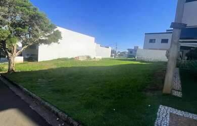 Imagem: O terreno possui 262m² de Área e está localizado em Jardim