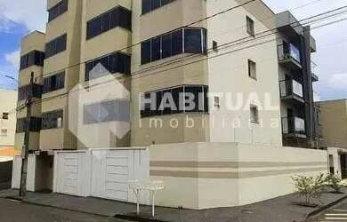 Imagem: O apartamento possui 3 Dormitórios, 1 Banheiro, 3 Vagas na