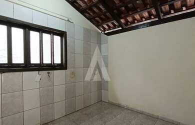 Imagem 15: Casa localizada no bairro Aventureiro, composta por dois quartos, varanda...