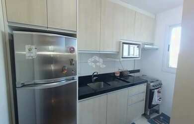 Imagem 7: Apartamento semimobiliado com 2 quartos uma vaga de garagem coberta e...