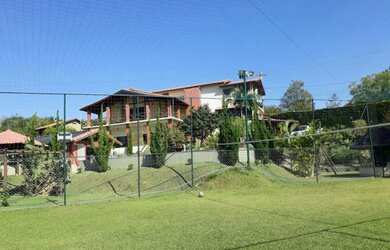 Imagem 2: Imóvel de Luxo em Condomínio - Casa com 12 Quartos, 3 Salas e 9 Banheiros...