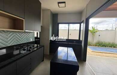 Imagem 5: Casa residencial em condomínio com 3 quartos sendo 1 suíte disponível...