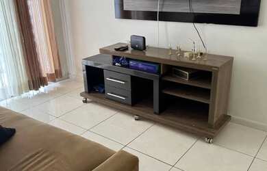 Imagem: O apartamento possui 2 Dormitórios, 2 Banheiros, 1 Vaga na