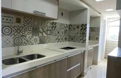 Imagem: O apartamento possui 2 Dormitórios, 2 Banheiros, 90m² de Área