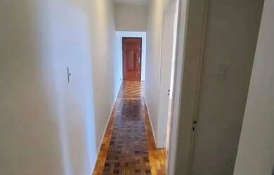 Imagem 9: Vende apartamento desopcupado com 2 quartos no Menino Deus