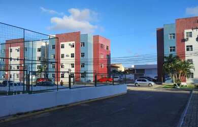 Imagem: O apartamento possui 2 Dormitórios, 1 Banheiro, 1 Vaga na garagem