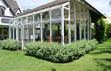 Imagem: A casa em condomínio possui 5 Dormitórios, 5 Banheiros, 5