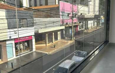 Imagem: O depósito para alugar possui e está localizado em Centro