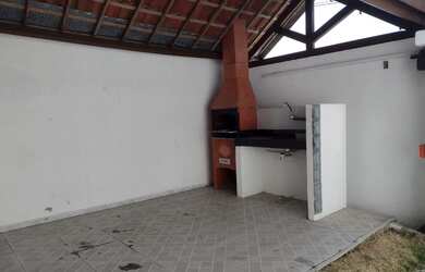 Imagem: A casa à venda possui 3 Dormitórios, 2 Banheiros, 2 Vagas