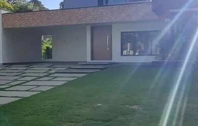 Imagem: A casa em condomínio possui 4 Dormitórios, 5 Banheiros, 5