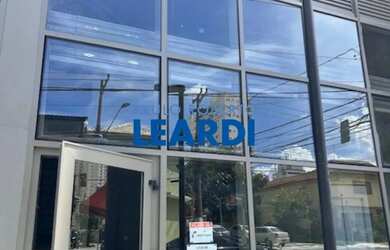 Imagem: O depósito para alugar possui 1 Vaga na garagem e 69m² de