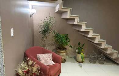 Imagem 3: Duas casas no mesmo terreno