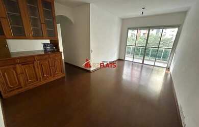 Imagem: O studio possui 2 Dormitórios, 1 Banheiro, 2 Vagas na garagem