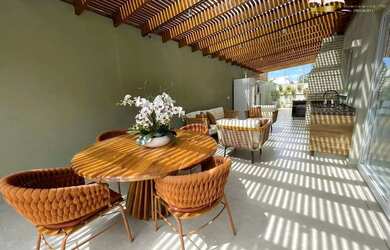 Imagem: A casa em condomínio possui 5 Dormitórios, 5 Banheiros, 2