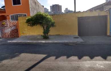 Imagem: O terreno possui 300m² de Área e está localizado em Vila