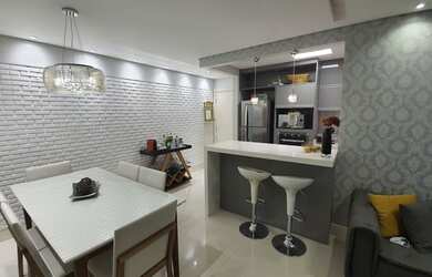 Imagem: O apartamento possui 2 Dormitórios, 2 Banheiros, 1 Vaga na