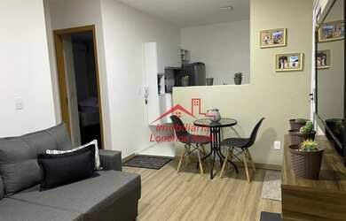 Imagem: O apartamento possui 2 Dormitórios, 1 Banheiro, 1 Vaga na garagem