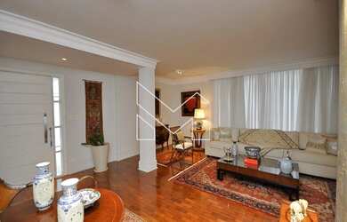 Imagem 11: Casa Maravilhosa. Ar-condicionado, Área de serviço, 300m² de Áreae2...