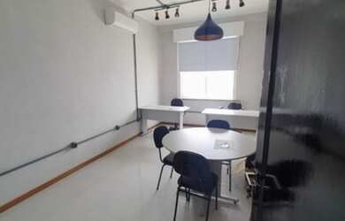 Imagem: O depósito possui 16m² de Área e está localizado em Centro