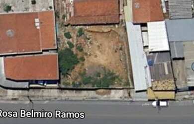 Imagem: O terreno possui 754m² de Área e está localizado em Ortizes